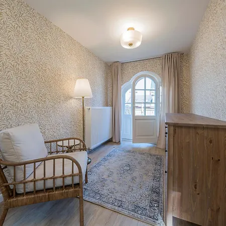 Lejlighed Deco With Terrace By Oneapartments