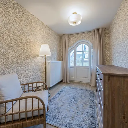 Lejlighed Deco With Terrace By Oneapartments *
